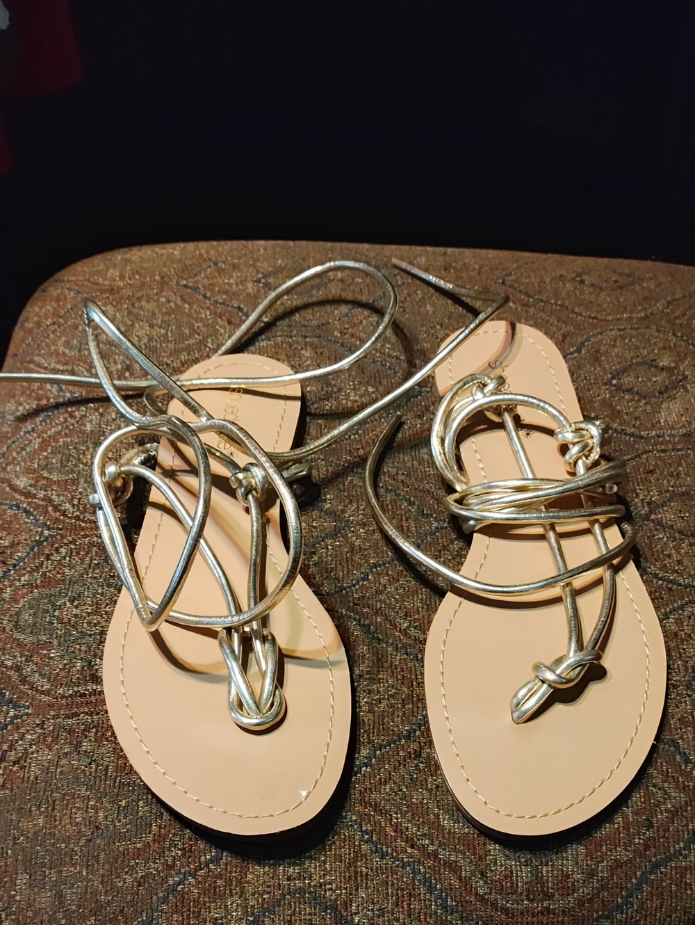 Shoe Dazzle Metallic Gold Lace-Up Gladiator Women’s Sandals